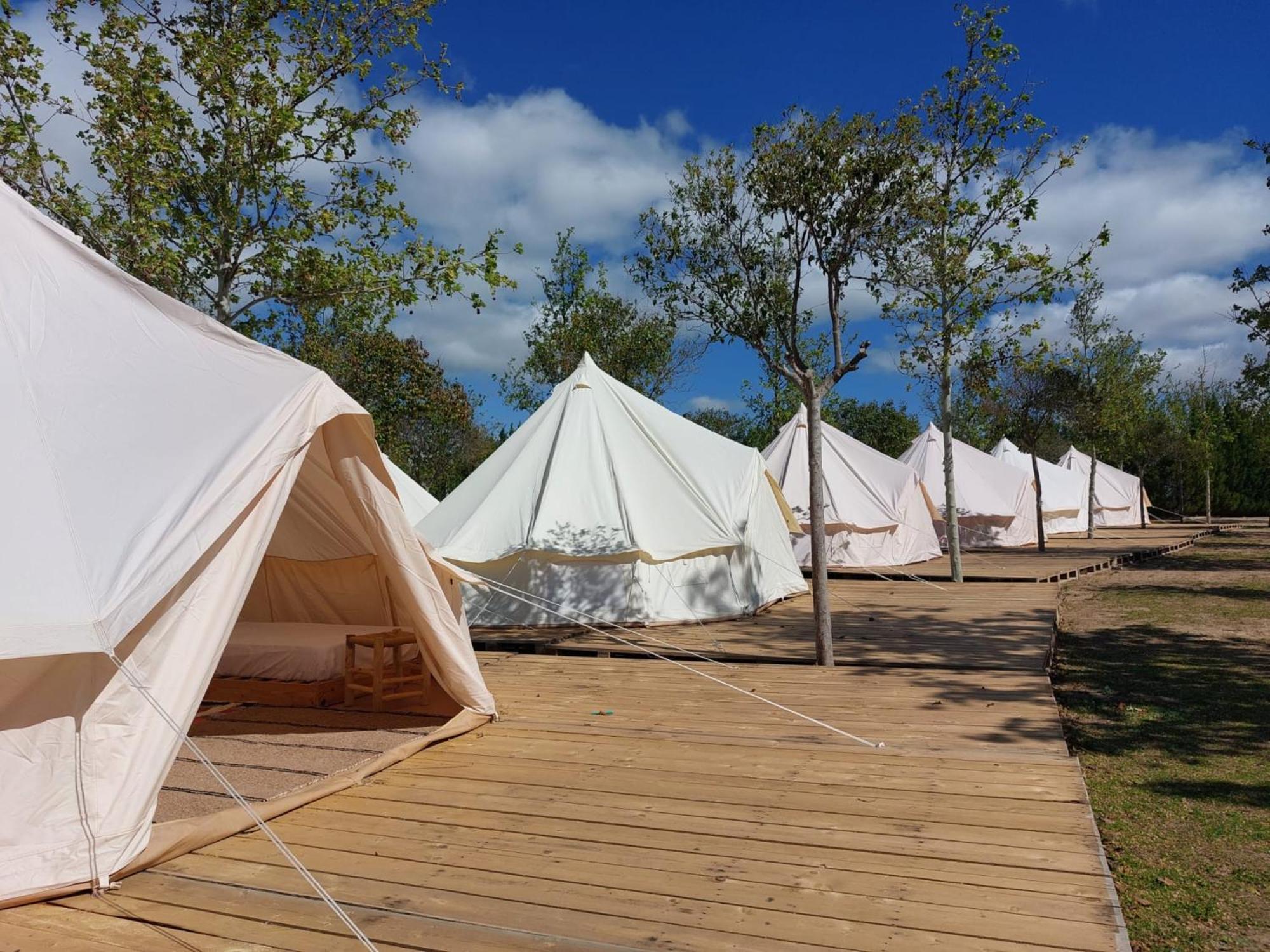 Bungalows Zaragoza Camping المظهر الخارجي الصورة